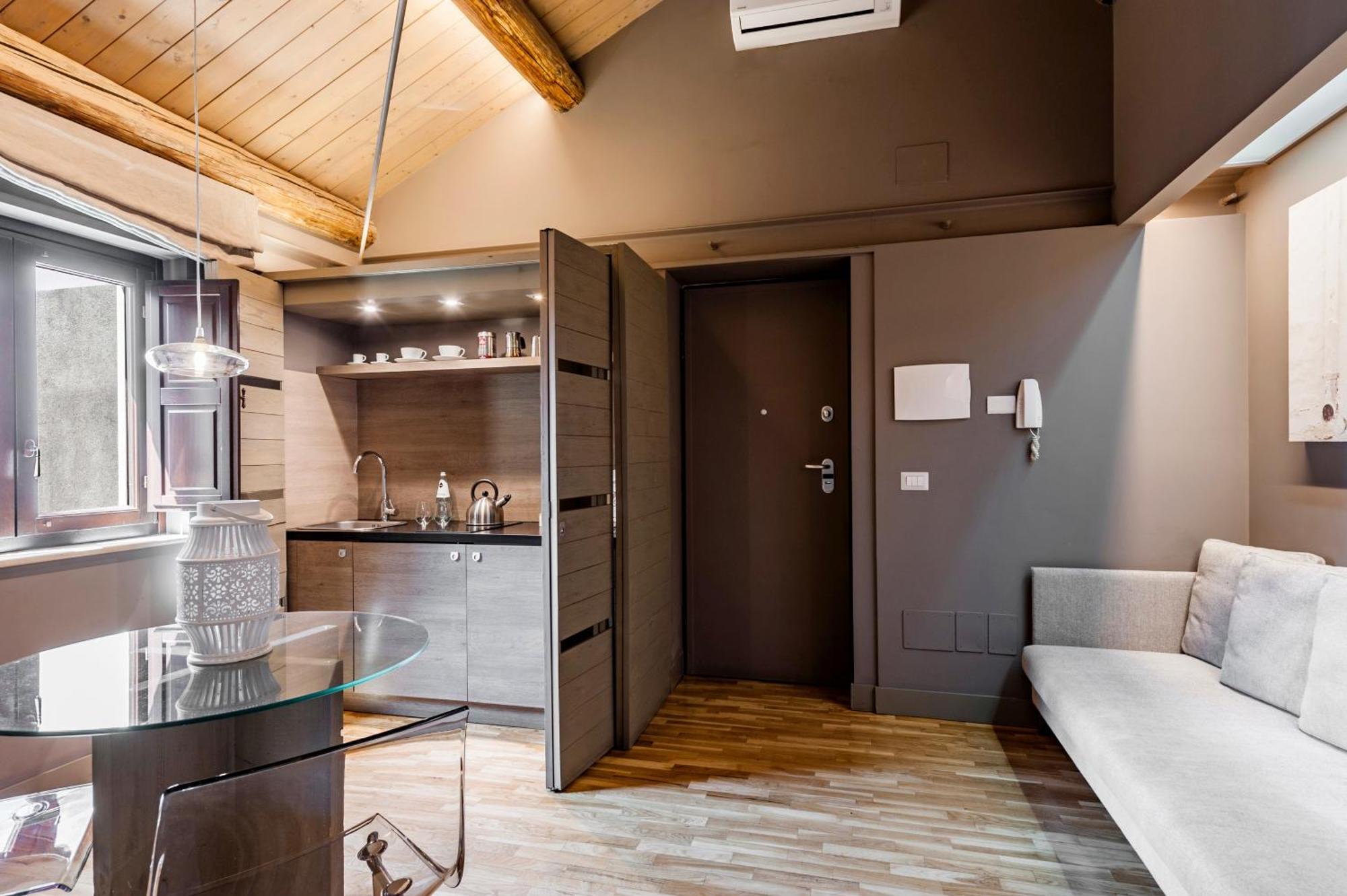 Ferrini Home - Via Monte Sant'Agata CTA Room photo